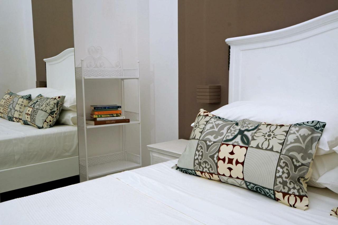 A Casa Di Anna Bed & Breakfast Napoli Ngoại thất bức ảnh
